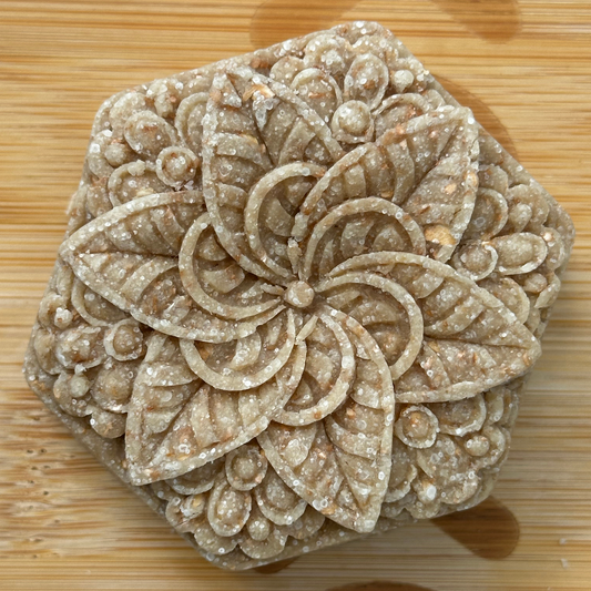 OATMILK & HONEY GLOW ( SOLID SHAMPOO)